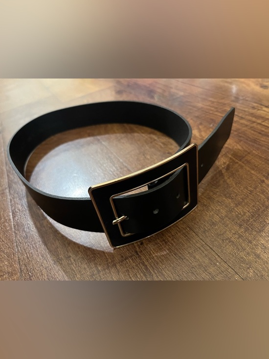 Banana Republic Other - Banana Republic Black Leather Belt with Gold Buckle size medium made in Italy